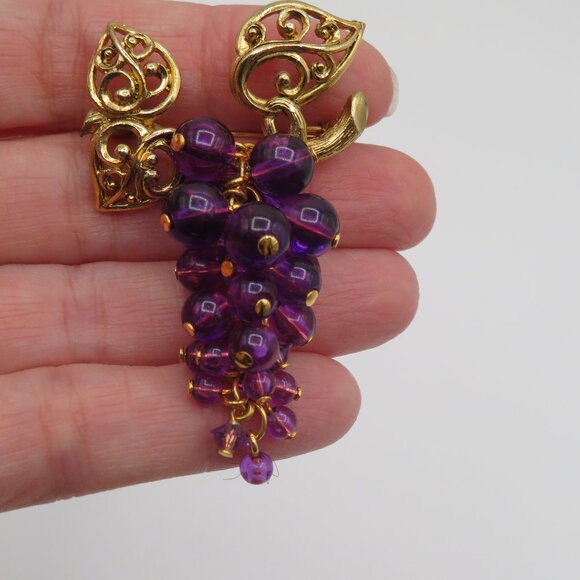 Vintage Avon Signed Grape Vine Brooch - Picture 4 of 10